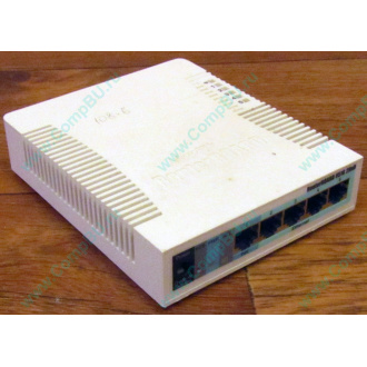 БУ маршрутизатор Mikrotik RB951G-2HnD в Энгельсе, БУ роутер Mikrotik RB951G-2HnD (Энгельс)